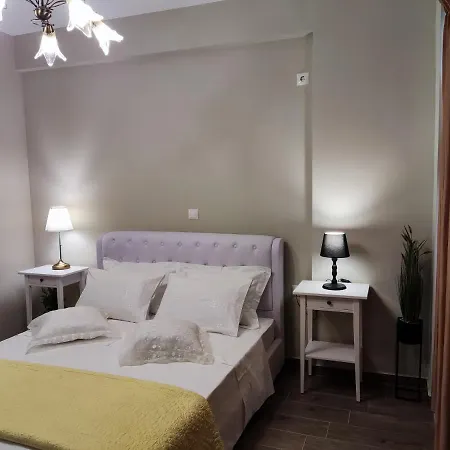 The Bright House A Two-storey Maisonette In * Loutráki