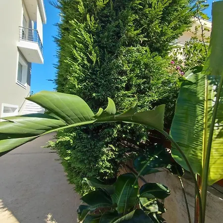The Bright House A Two-storey Maisonette In Villa Loutráki