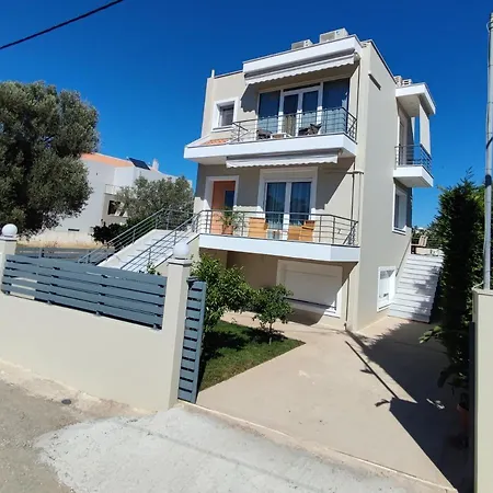 The Bright House A Two-storey Maisonette In Willa *