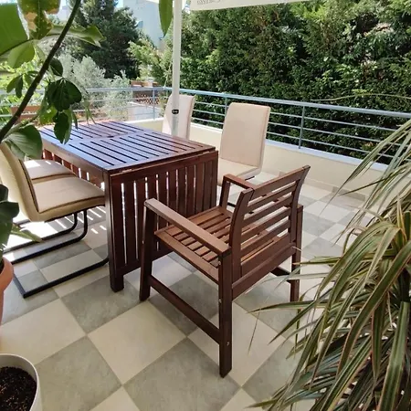 Villa The Bright House A Two-storey Maisonette In