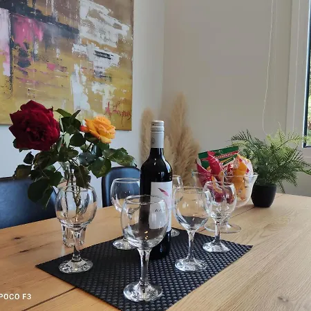 The Bright House A Two-storey Maisonette In * Loutraki (Corinthia)