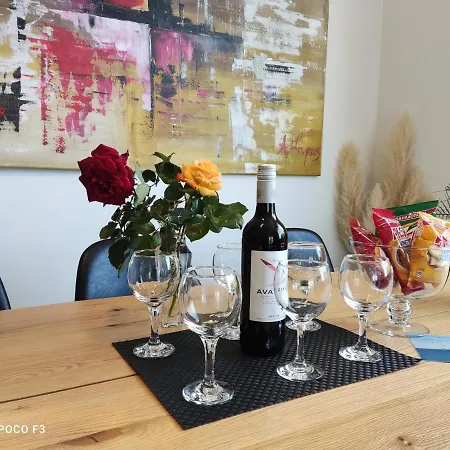 Villa The Bright House A Two-storey Maisonette In Loutraki (Corinthia)