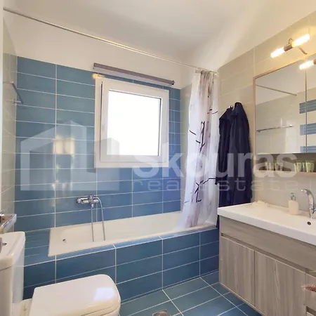 Villa The Bright House A Two-storey Maisonette In *