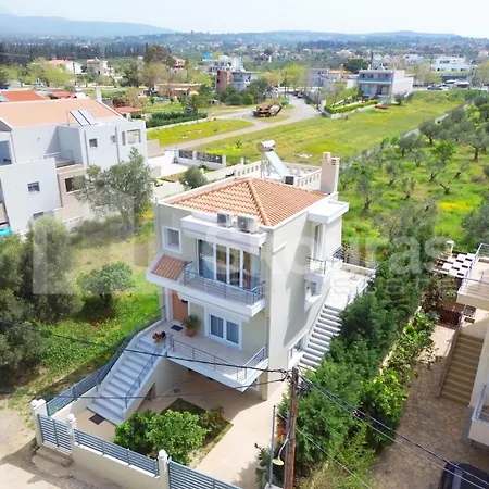 Villa The Bright House A Two-storey Maisonette In
