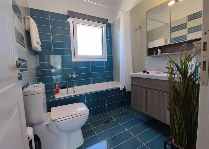 The Bright House A Two-storey Maisonette In *