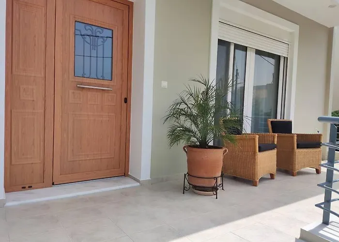 Villa The Bright House A Two-storey Maisonette In