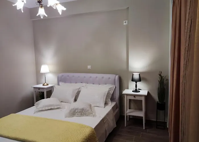 The Bright House A Two-storey Maisonette In * Loutráki