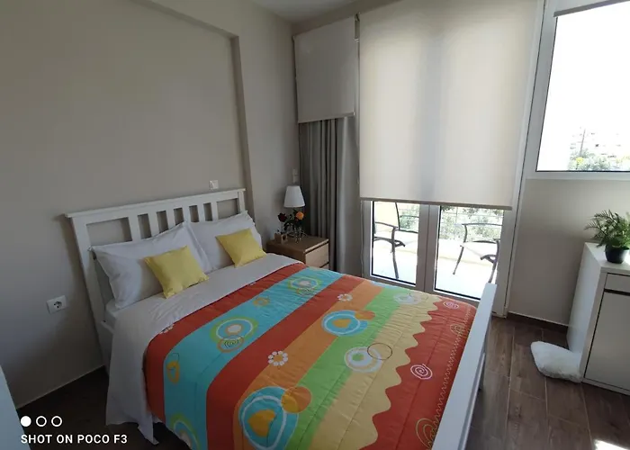 The Bright House A Two-storey Maisonette In Villa Loutráki